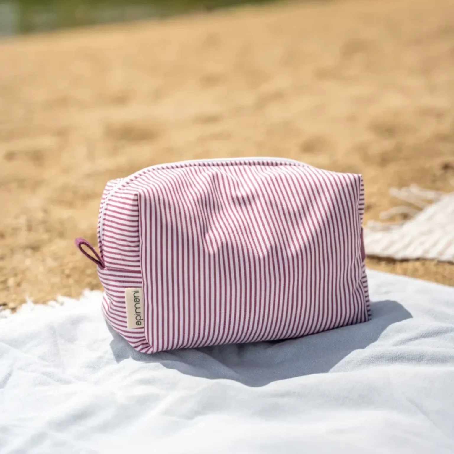 trousse-de-toilette-rayures-rose-fonce (1)